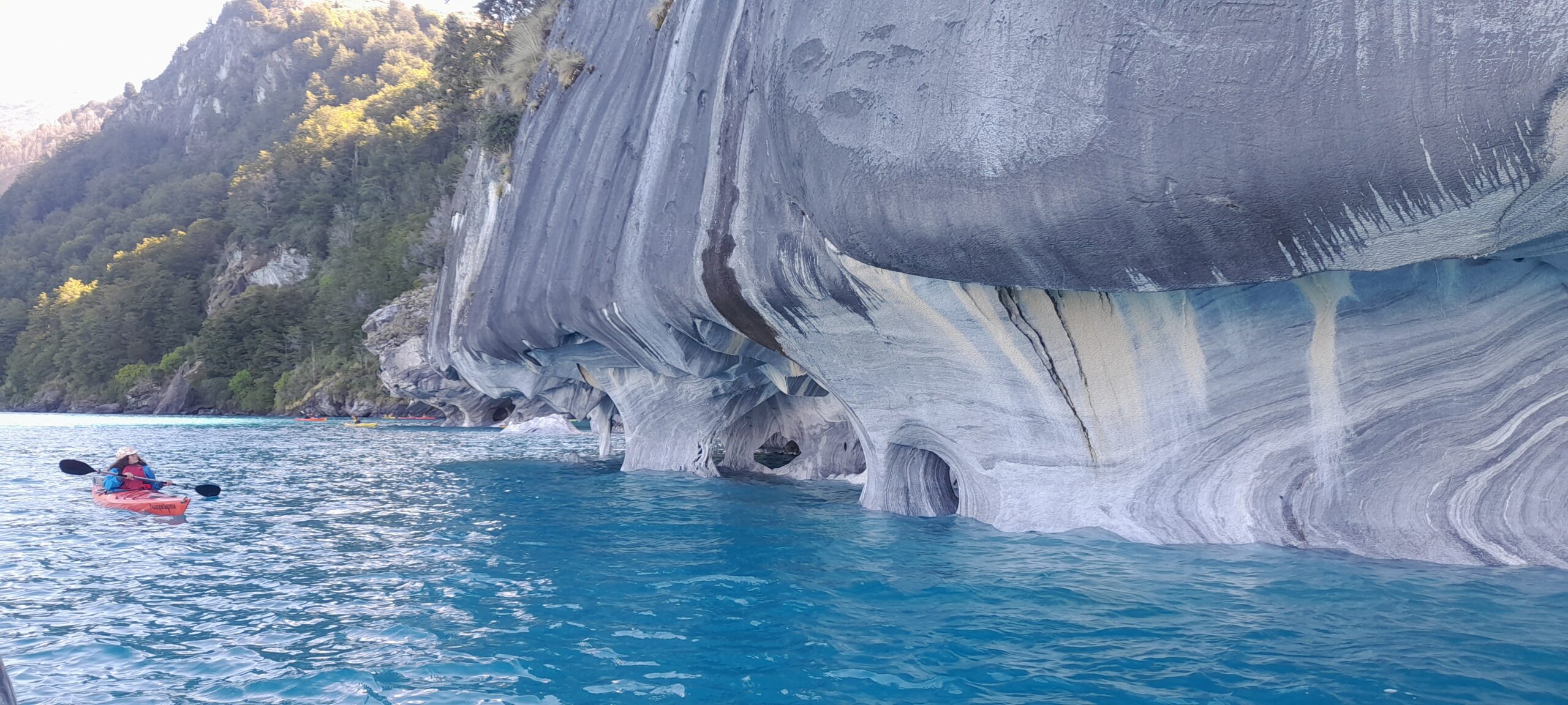 Navegación en Kayak en Capilla de Mármol. - Imagen 5
